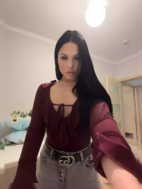 Натуральная грудь, упругая сладкая попа 🍑 и молодое нежное тело, я тебе понравлюсь❤

Сексуальная, манерная, не обделена харизмой и чувств...