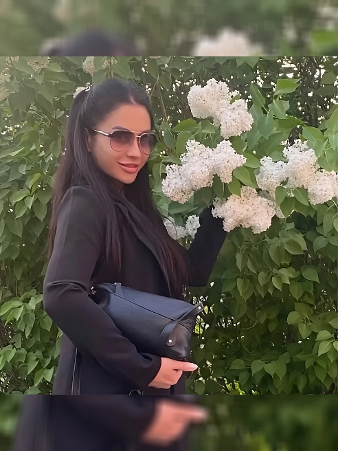 Добро пожаловать в мир незабываемых встреч со мной❤️‍🔥❤ᥧ изящная брюнетка с завораживающими карыми глазами, которые могут рассказать боль...