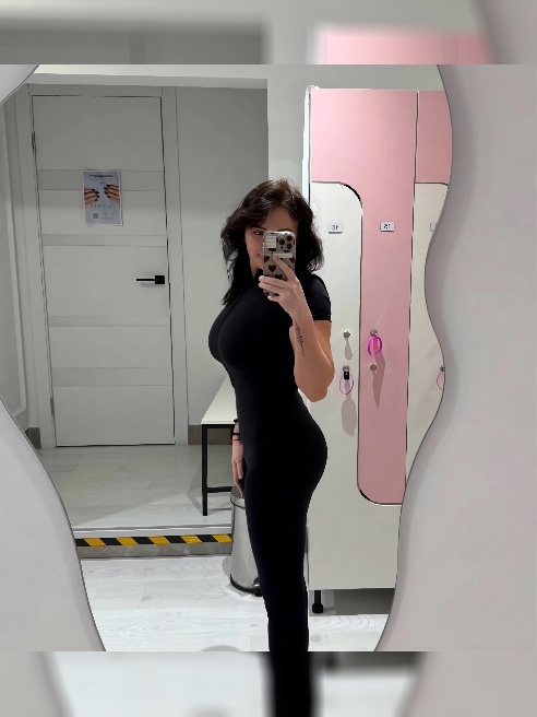 Обладательница сексуальных губ💋 и очень нежной узенькой дырочки ❤.
Обниму, согрею, приласкаю и страстно отдамся тебе. На фото я 💯, не... Обладательница сексуальных губ💋 и очень нежной узенькой дырочки ❤.
Обниму, согрею, приласкаю и страстно отдамся тебе. На фото я 💯, не...