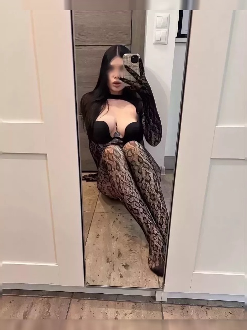 Абсолютно раскрепощенная в постели, кайфую от своего тела🤤 ОЧЕНЬ СЕКСУАЛЬНАЯ И ТЕМПЕРАМЕНТНАЯ🔥

Активная в постели, обожаю разные позы, н...