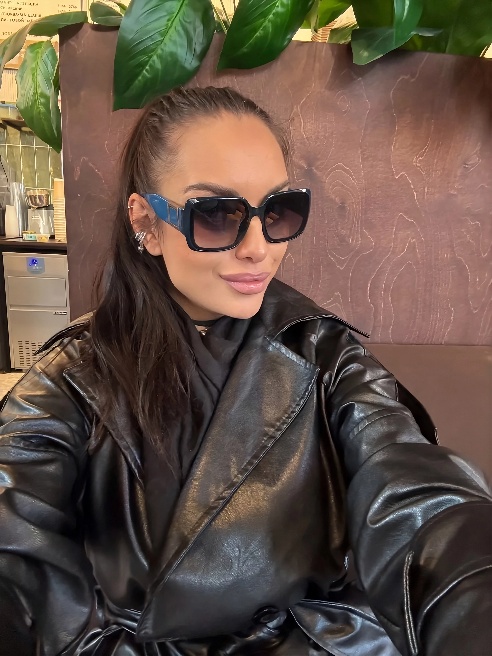 Мастер спорта по биатлону и отменному МИНЕТУ 💦 !!)

Большая сочная попка 🌰 и спортивный животик, бархатная и упругая кожа, для тебя всегд...