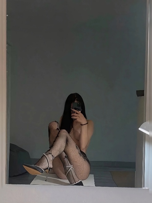 Приветствую 😘 

Я - милая, нежная, с прекрасным стройным подтянутым  телом и нежной кожей 😻😋💞

 Обладаю покладистым характером, интеллект...