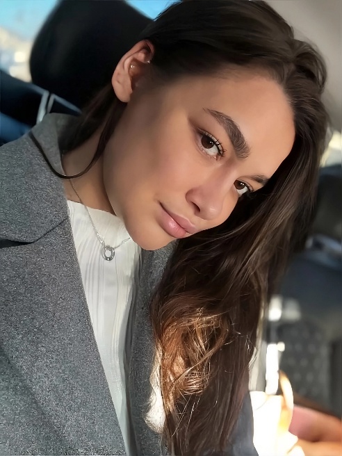 🌹❤️❤️Страстная, обворожительная, сногсшибательная)💋💋💋 Очарую тебя своей фантазией и играми) ❤️‍🔥Со мной ты забудешь обо всём, в твоей гол...
