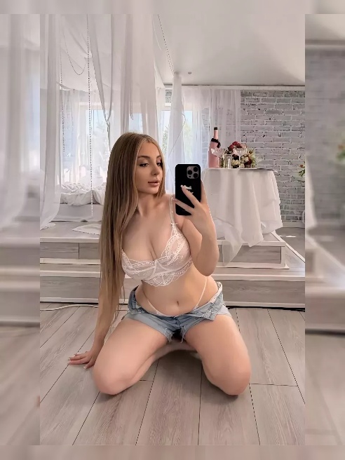 Хочу сексика и денежек 💸🔞💦



Кошечка скучает по мужскому вниманию и твердым 🍌!!!!!! 

Пожалуйста, как можно скорее усмири мой пыл и пост...