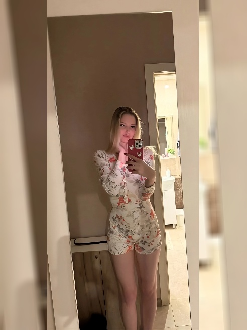 😘 Давай познакомимся по ближе.

Я Виталия! Нежная, чувственная. С хорошим вкусом на жизнь .

Приглашаю к себе самого лучшего мужчину на с...