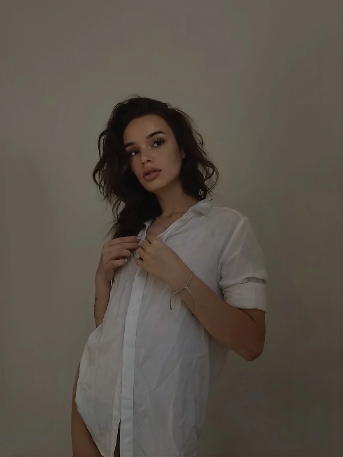А я хочу сексика🤭🤭🤭❤

Поможешь мне? Я хочу как можно скорее приступить к делу!!!!🔞💦🤫