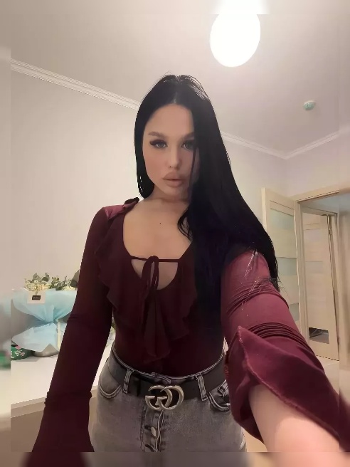 Натуральная грудь, упругая сладкая попа 🍑 и молодое нежное тело, я тебе понравлюсь❤

Сексуальная, манерная, не обделена харизмой и чувств...