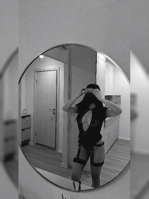 ❤Кайфую от себя, от сеансов и от того,что наслаждаются мои клиенты. Всегда в хорошем настроении и готова поделиться им с вами😜😚 Ко встреч...