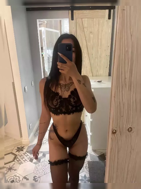 Стану твоей развратной малышкой🥰

Мой чувственный минет станет для тебя настоящим откровением🔥

Обожаю классный страстный секс, фантазии...