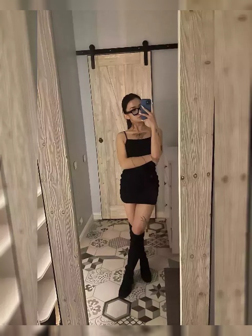 Стану твоей развратной малышкой🥰

Мой чувственный минет станет для тебя настоящим откровением🔥

Обожаю классный страстный секс, фантазии...
