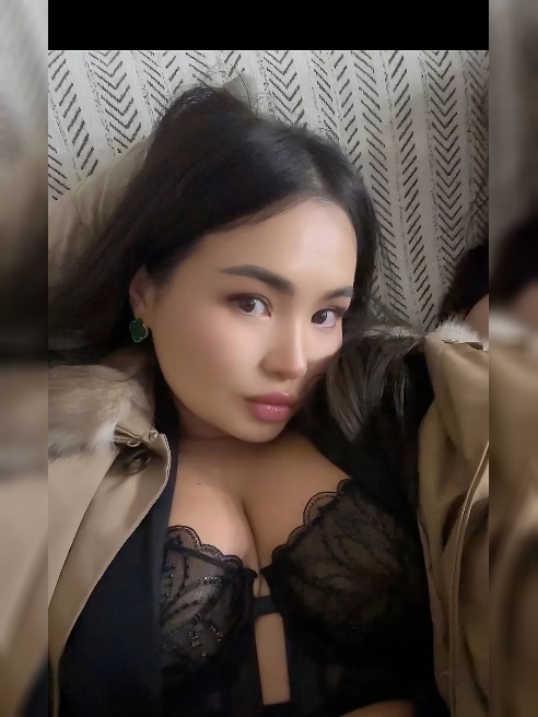 Со мной ты испытаешь новые эмоции, я подарю тебе кучу удовольствия! ❤

Стону как в лучших порно фильмах, активная и инициативная!😏😍