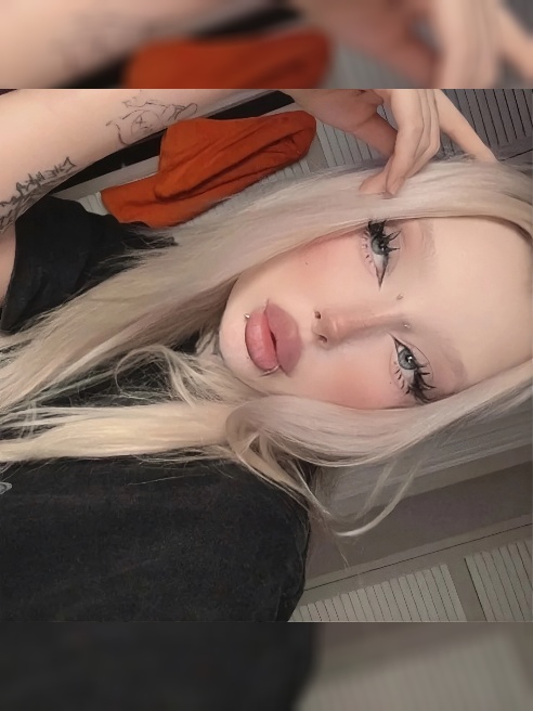 Здравствуйте, дорогие мужчины 🥰 я - Стейси 💄

Приглашаю вас в гости, либо с удовольствием приеду к вам 😍

В сфере я относительно недавно...