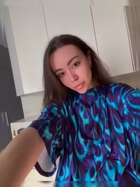СЕКСУАЛЬНО-ГОРЯЧА И ТАК НЕПОВТОРИМА🔞💋

Ухоженная и роскошная, милая и нежная, страстная и общительная девушка😻

Обожаю соблазнять и невер...