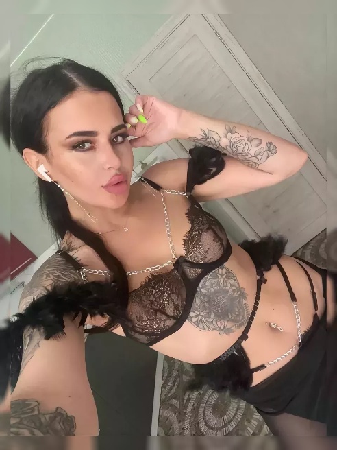 Куни, 69 и мои ласки — лишь начало 💋. Дальше я раскрою свои игрушки  💦. Я люблю жёсткие игры, люблю, когда ты теряешь контроль и жаждешь...