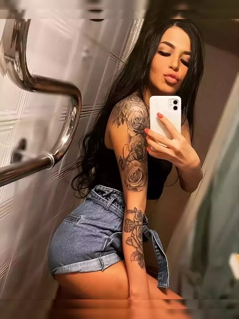 Куни, 69 и мои ласки — лишь начало 💋. Дальше я раскрою свои игрушки  💦. Я люблю жёсткие игры, люблю, когда ты теряешь контроль и жаждешь...