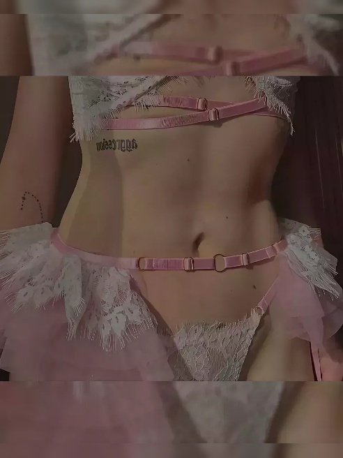 Я тебе запомнюсь😍
Блондинка с сочными формами❤
Обожаю секс и всё что с ним связано🔞🤤
Натуральная нежная грудь, идеальна для покусывани... Я тебе запомнюсь😍
Блондинка с сочными формами❤
Обожаю секс и всё что с ним связано🔞🤤
Натуральная нежная грудь, идеальна для покусывани...