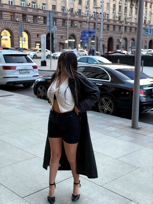 💃 Мне также интересен ЖМЖ, я люблю, когда страсть переплетается в компании, а поза 69 дарит взаимное наслаждение 😍.

Со мной ты окунёшься...