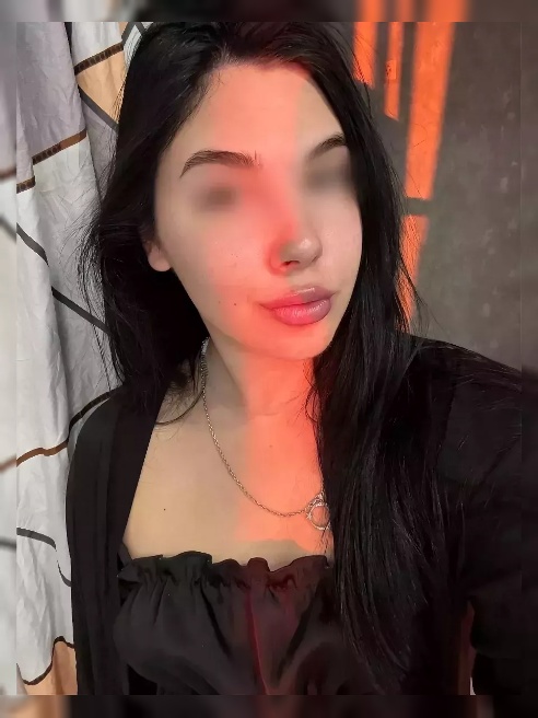 Доброго времени суток, любимые мужчины!😜Вашему внимаю - я 😈

___________________________________

Немного фактов обо мне:

✨Всегда одеваю...