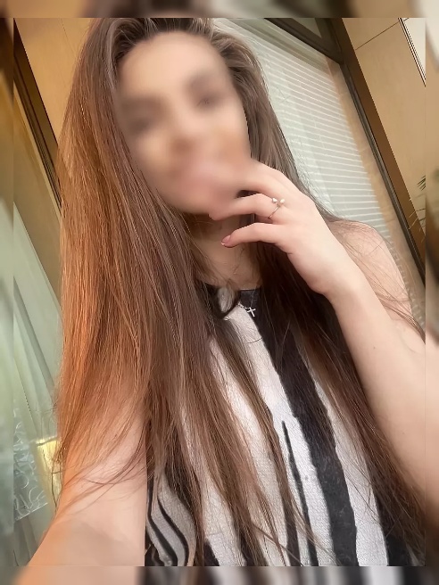 А вот и я ) Всем привет)
Меня зовут Флорида )
Сложно о себе рассказывать, но вкратце попробую))
Люблю улыбаться, смеяться) В жизни... А вот и я ) Всем привет)
Меня зовут Флорида )
Сложно о себе рассказывать, но вкратце попробую))
Люблю улыбаться, смеяться) В жизни...