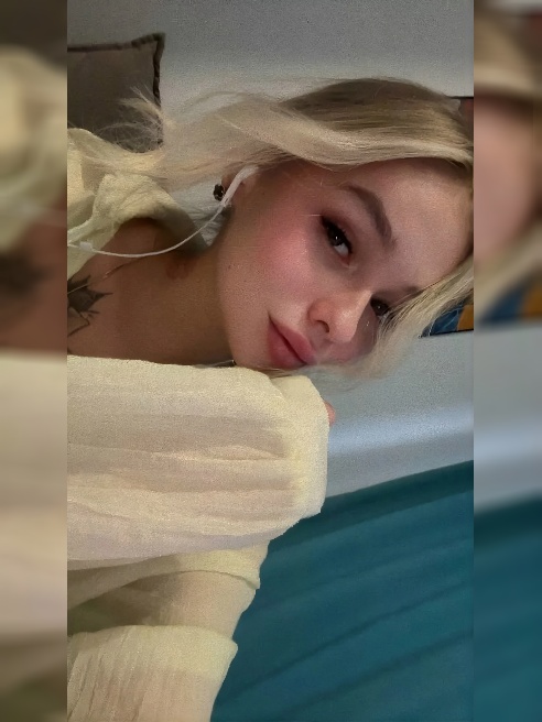 Доброго времени суток, дорогой 🥰
Меня зовут Дарина. И я та девушка, встреча с которой для тебя точно станет незабываемой)
А точнее... Доброго времени суток, дорогой 🥰
Меня зовут Дарина. И я та девушка, встреча с которой для тебя точно станет незабываемой)
А точнее...