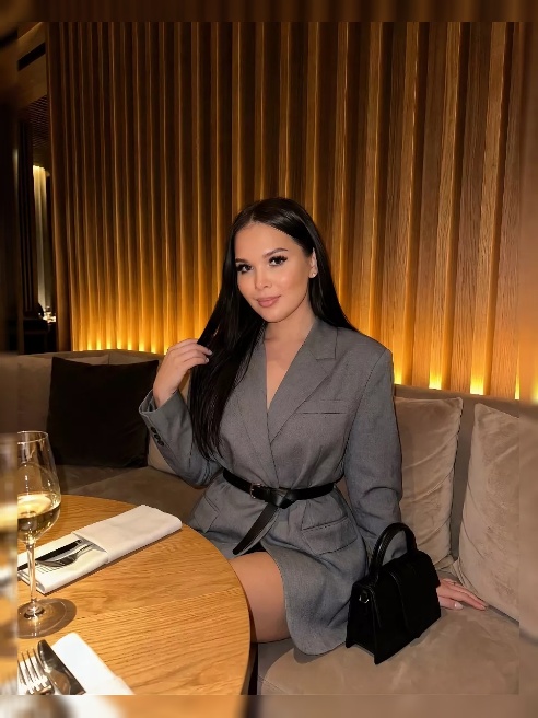 🌹Меня зовут Яна, инди 100% 💯❣
🥰🔥Моя фигура безупречна, кожа гладкая и бархатная, минимум косметики, моя внешность очень яркая от приро... 🌹Меня зовут Яна, инди 100% 💯❣
🥰🔥Моя фигура безупречна, кожа гладкая и бархатная, минимум косметики, моя внешность очень яркая от приро...