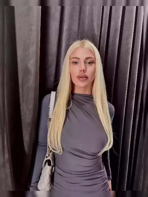 Привет❣

Я общительная, веселая и открытая девушка😘 Люблю проводить время с интересными людьми и создавать атмосферу комфорта и уюта🩷 У м...