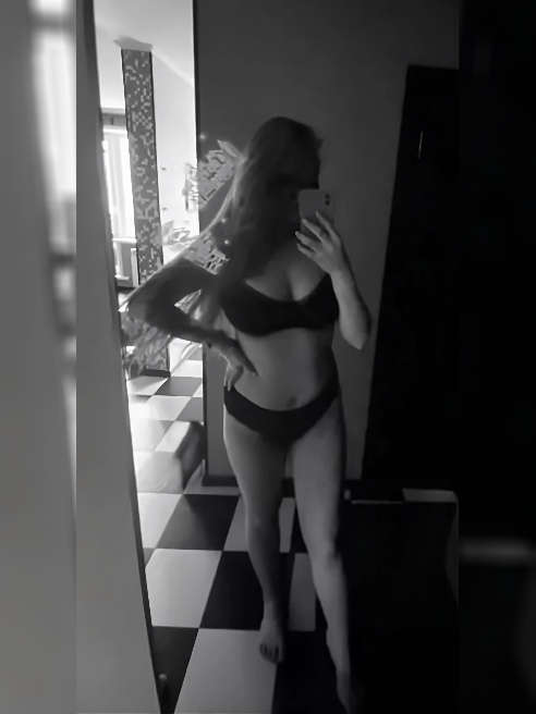 Индивидуальна . нежная и ласковая 😍
Приезжай в гости 😉!!!
У меня всегда идеи, как доставить настоящие удовольствие мужчине.
Буду рад н... Индивидуальна . нежная и ласковая 😍
Приезжай в гости 😉!!!
У меня всегда идеи, как доставить настоящие удовольствие мужчине.
Буду рад н...