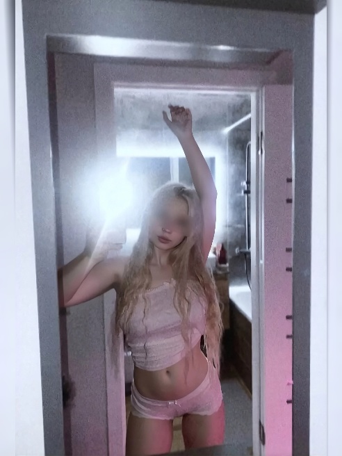 Я Новенькая в этой сфере



В Москве ДО 19 февраля!



ЗВОНИТЕ 😘 +7 (901) 078-31-69



Девушка, с невероятно красивой фигурой и яркими пр...