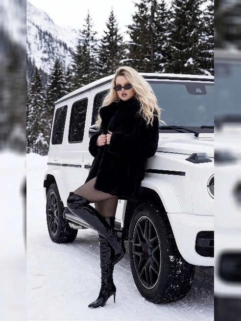 Привет, дорогой! ♥

Я - Алена, и я рада пригласить тебя на эксклюзивное свидание 🍭

Моя квартира – это твое личное просxxxтво, где ты буд...