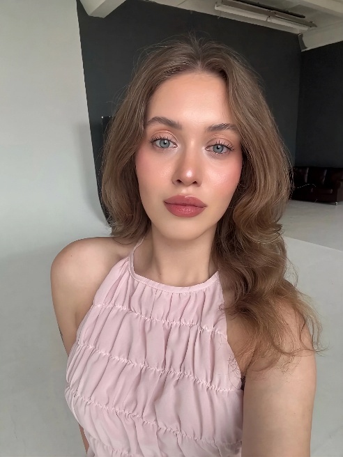 ⭐NEW звездочка этого сайта⭐ Пошлая студенточка с узенькой киской🤤бархатистой кожей, шикарной грудью и сочной попочкой! 🍑 Обожаю, когда ме...