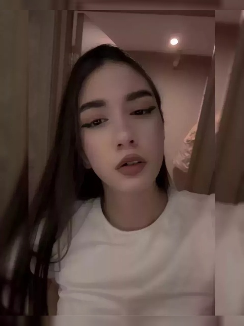 Я молодая и красивая, хочу чтобы мной ты насладился❣

У меня никогда не болит голова, я уже в прекрасном настроении и готова отдаться теб...