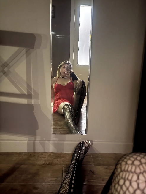 Проколотый язык👅 и соски 🍒.Продаю порно трэш видосы с золотым дождем и копро. Анальная волшебница 🧚🍑 Вирт переписка с фото, готовые виде...