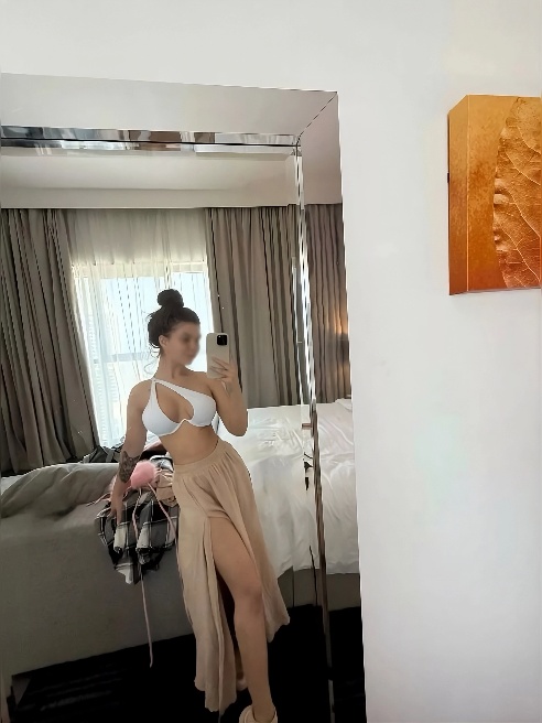 ✨Новенькая ✅ВСЕ ВКЛЮЧЕНО✅

✨Грудь 4-го размера😋 Полный GFE💝