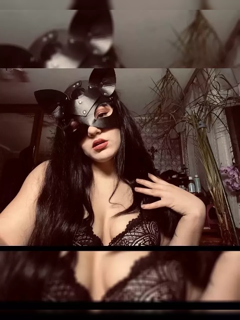 Ушла из института, чтобы изучать более интересные предметы... 👅🤫

Я — та самая "которую ты так долго искал" с искренней улыбкой, но пороч...