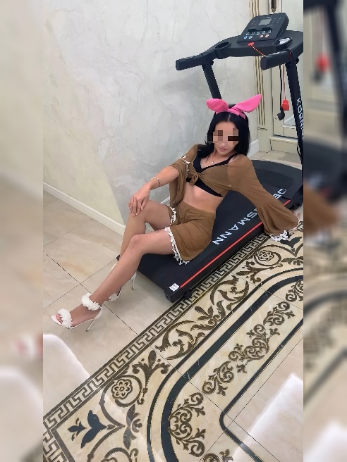 Приезжай жду котик, сильно соскучилась по твоему запаху❣ у меня уже все промокла, трахни меня💋❤🩹