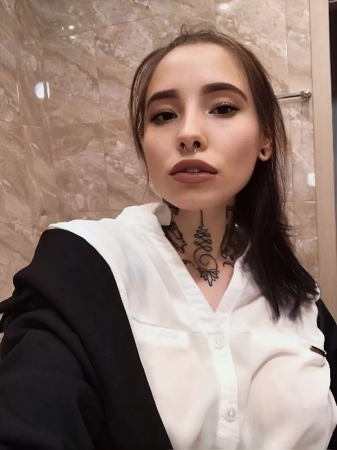 Меня зовут айка и я оближу твои яйки😈

Начала практиковать анал , ты можешь быть одним из первых😽

Я очень миниатюрная принцесса мой рост...