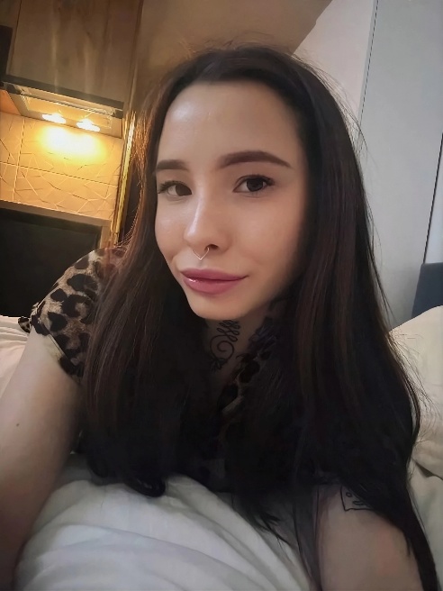 Меня зовут айка и я оближу твои яйки😈

Начала практиковать анал , ты можешь быть одним из первых😽

Я очень миниатюрная принцесса мой рост...