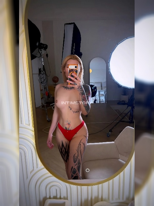 🔥 ¡Hola, papi! Узнаёшь? Это твоя кубинская буря — Роксана. ✨ Мои светлые волосы — только обманка, под ними бушует настоящий огонь. Я здес... 🔥 ¡Hola, papi! Узнаёшь? Это твоя кубинская буря — Роксана. ✨ Мои светлые волосы — только обманка, под ними бушует настоящий огонь. Я здес...