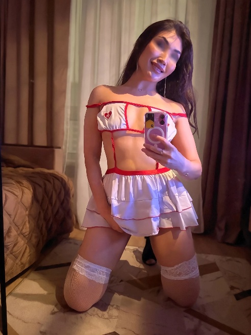 Маленькая, нежная, обаятельная кошечка🥰👧 Я обожаю ласку и тактильность💗Объятия и нежный секс..Взаимные ласки…🥰 Мои губки созданы, чтобы д...