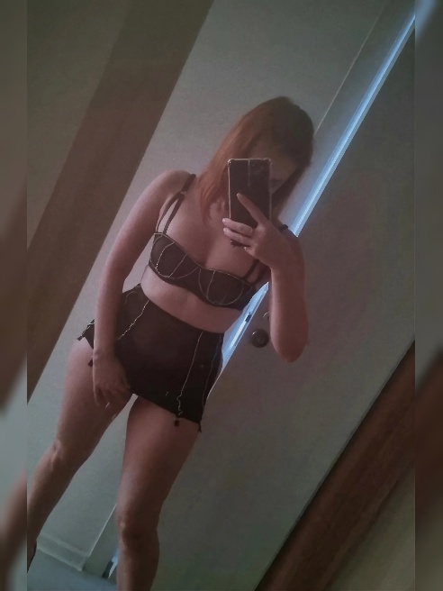 Здравствуйте

👌индивидуально 

👌отвечаю на звонки

👌хороший сервис ( зубная паста , щетка , гели , Хлоргексидин, Мирамистин , чай , кофе...
