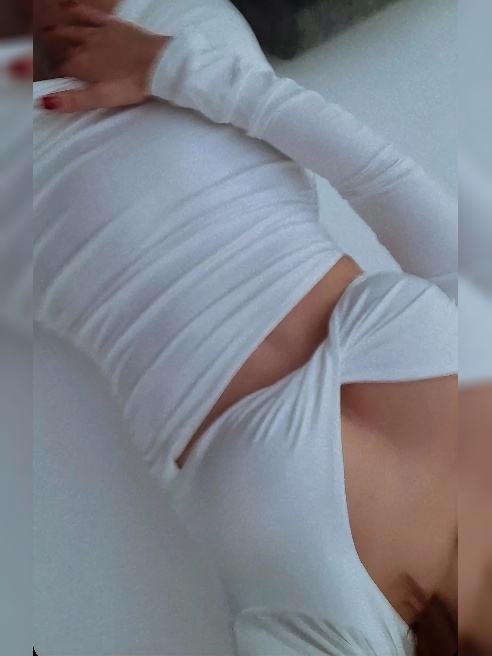 Здравствуйте

👌индивидуально 

👌отвечаю на звонки

👌хороший сервис ( зубная паста , щетка , гели , Хлоргексидин, Мирамистин , чай , кофе...