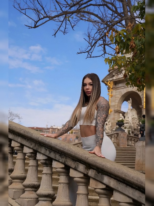 Приеду в гости к порядочному мужчине 💋



Мои нежные руки и умелые движения проведут тебя сквозь океан страсти и сладострастия. Вместе мы...