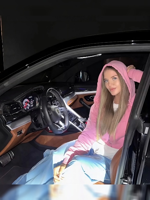 💕Твоя развратная малышка уже готова свести тебя с ума🥰 Со мной будет горячо и без тормозов🔥 Обожаю страсть и всё, что заставляет тело гор...