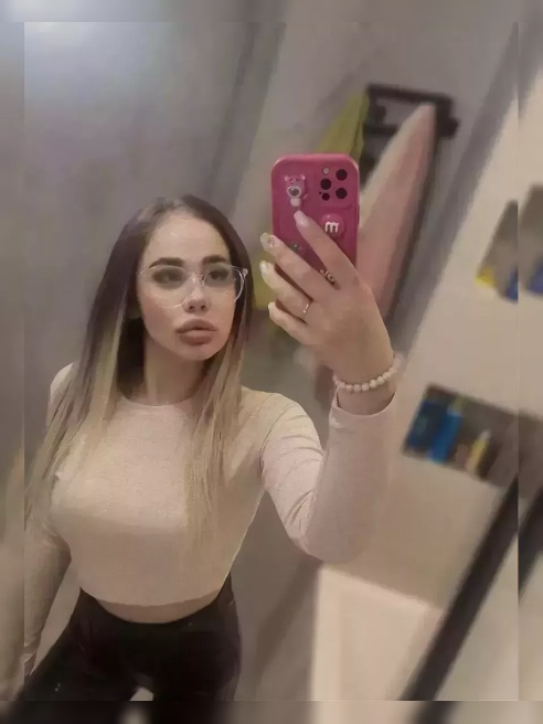 Приветик,меня зовут Саша и я буду рада видеть тебя на встрече 💋



Самая нежная кожа,аккуратная попка … что еще можно хотеть?)



Мои пре...