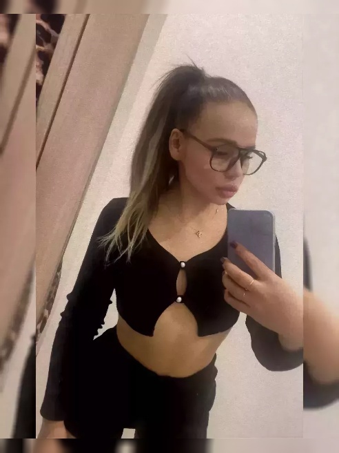 Приветик,меня зовут Саша и я буду рада видеть тебя на встрече 💋



Самая нежная кожа,аккуратная попка … что еще можно хотеть?)



Мои пре...