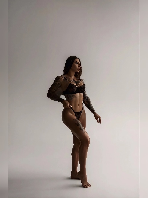С огромным удовольствием приеду в гости к порядочному мужчине💋



Мои нежные руки и умелые движения проведут тебя сквозь океан страсти и...