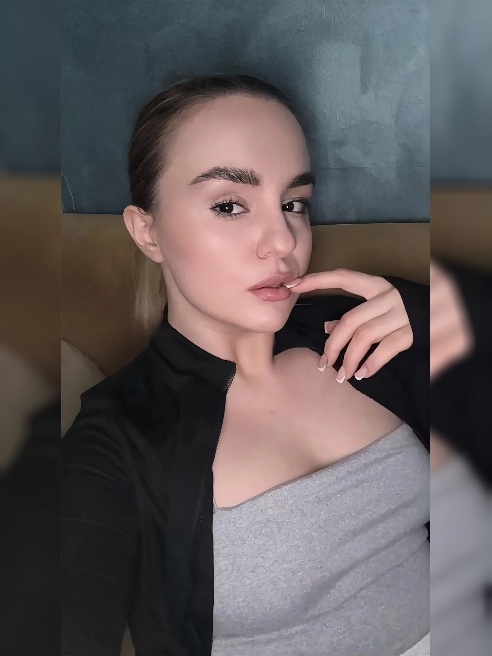 💕Сладкая и безбашенная, доведу тебя до такого пика, что тебя накроет волной за волной, и ты не захочешь останавливаться. 🔥
			
				var tx...