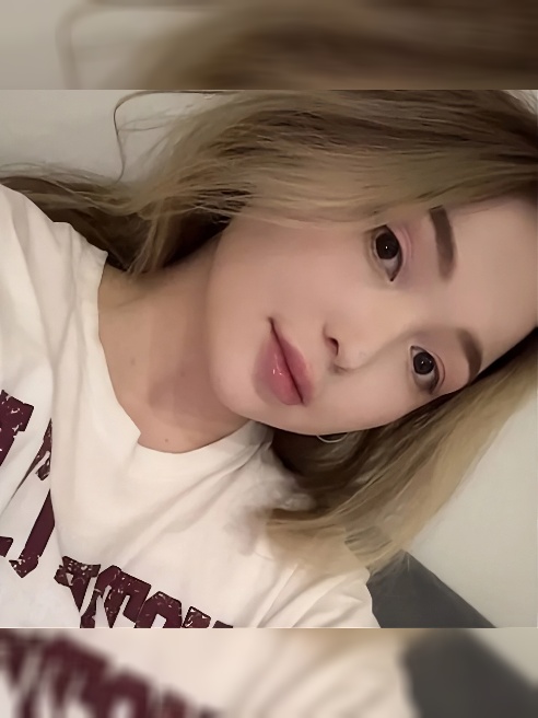 💋Сладкая, нежная и игривая казашка… Заставлю тебя забыть обо всём и раствориться в наслаждении.🩷
			
				var txtTop = document.getElement...