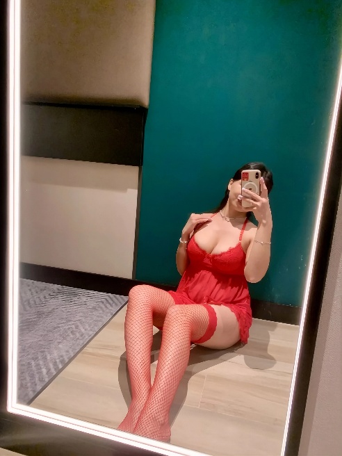 Молодая ласковая кошечка, приглашает в гости щедрых мужчин 😈💦
			
				var txtTop = document.getElementById('txt_top'),
				txtTopI = txtT...