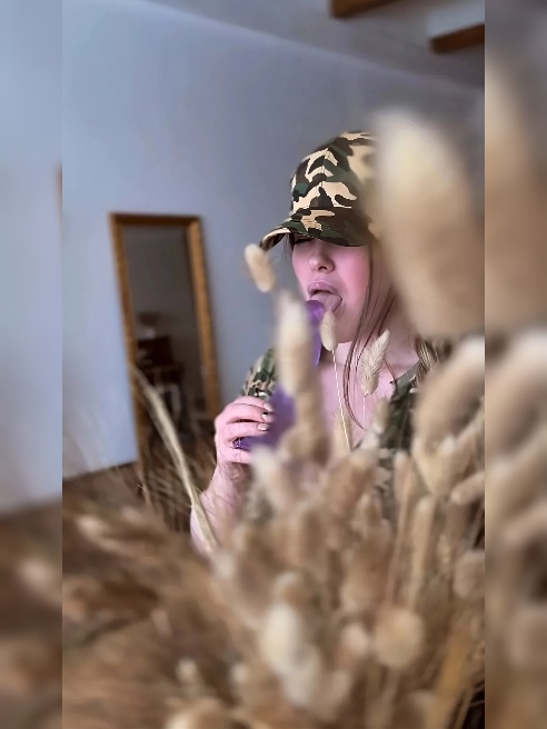 🔥 Принимаю в своей уютной квартире с дизайнерским ремонтом! 😍
Общительная, всегда в отличном настроении и готова к жаркому досугу 💋... 🔥 Принимаю в своей уютной квартире с дизайнерским ремонтом! 😍
Общительная, всегда в отличном настроении и готова к жаркому досугу 💋...